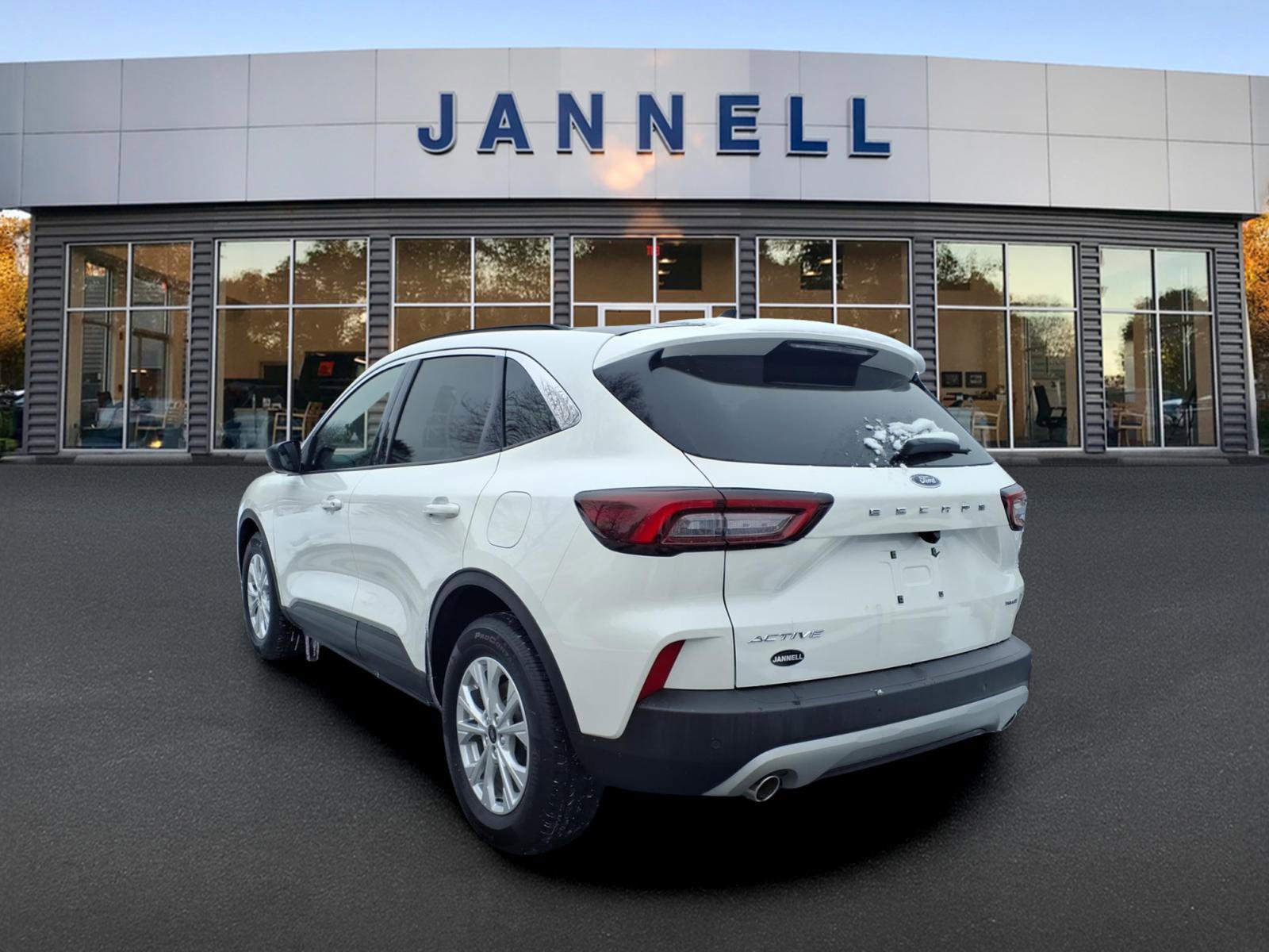 Used 2023 Ford Escape Active w/ Tech Pack #1 image 6