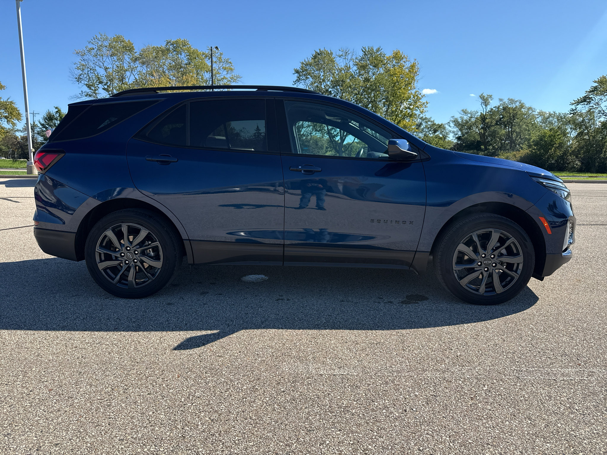 Used 2023 Chevrolet Equinox RS AWD/4WD image 6