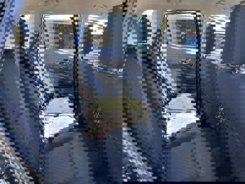 Used 2019 Nissan Rogue SV image 26