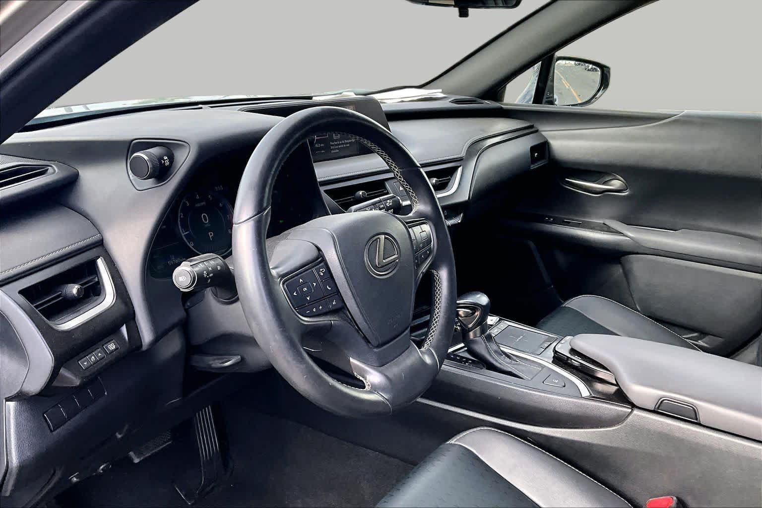Used 2019 Lexus UX 200 w/ Accessory Package 2 FWD image 17