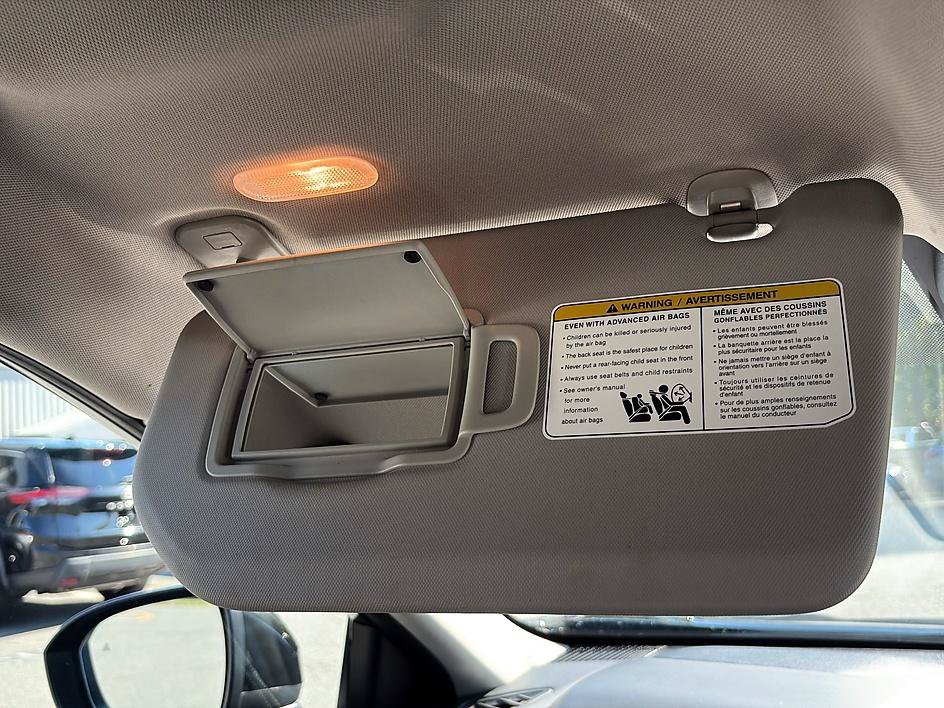 Certified 2025 Nissan Rogue SV FWD image 36