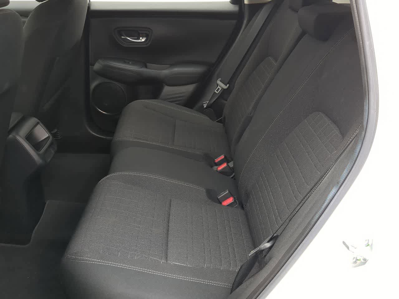 Used 2023 Honda HR-V LX image 17