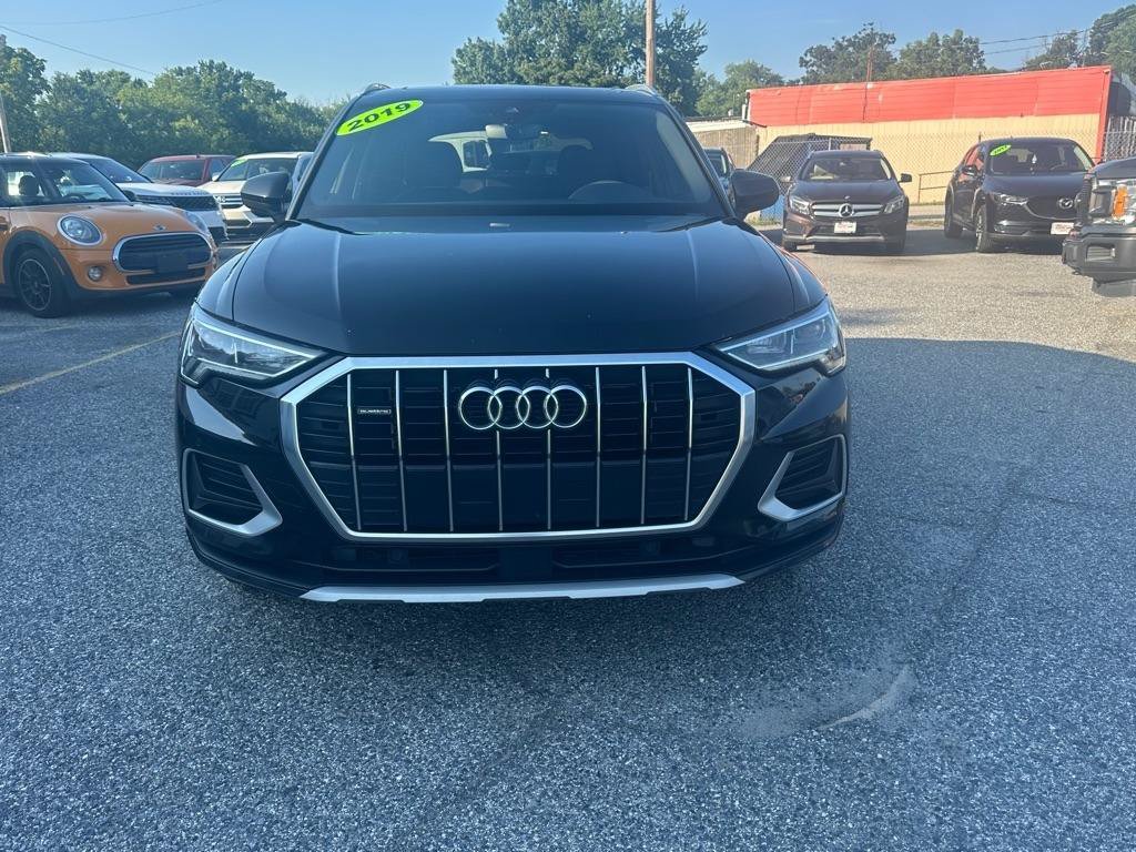 Used 2019 Audi Q3 2.0T Premium Plus w/ Premium Plus Package AWD/4WD image 3