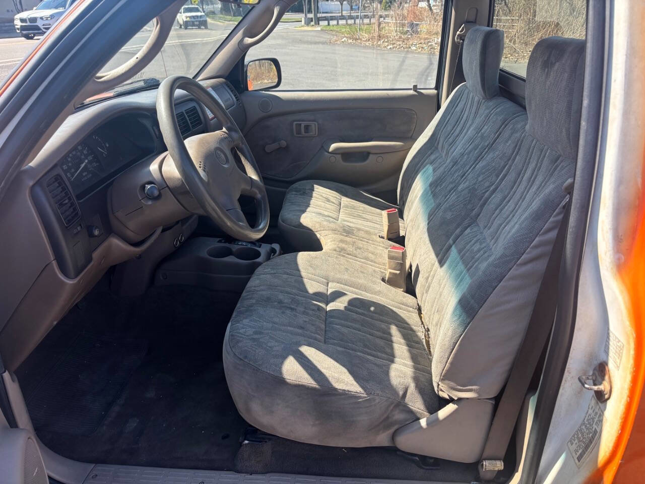 Used 2004 Toyota Tacoma 2WD Regular Cab image 15