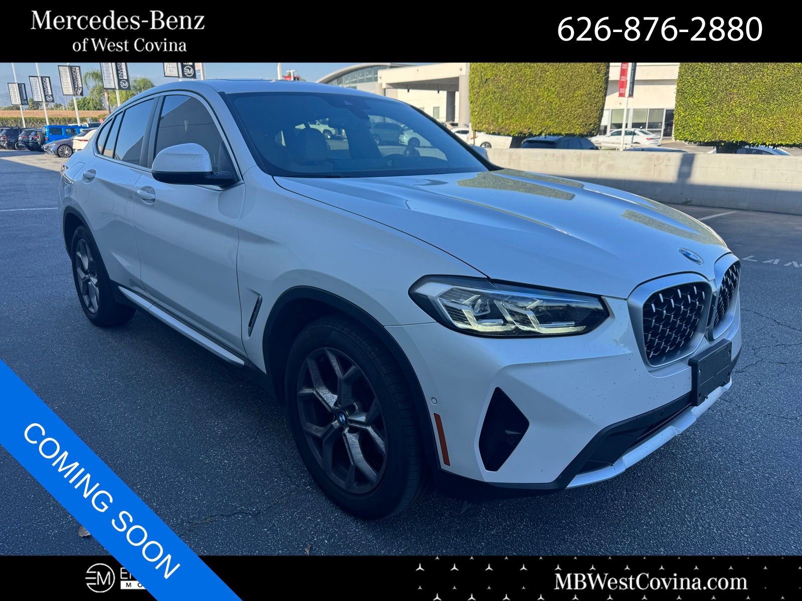 Used 2023 BMW X4 xDrive30i w/ Parking Assistance Package image 1