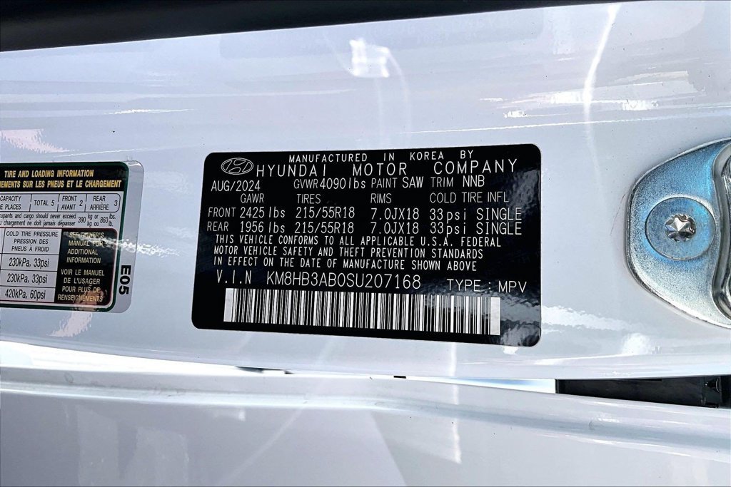 Certified 2025 Hyundai Kona SEL FWD image 17