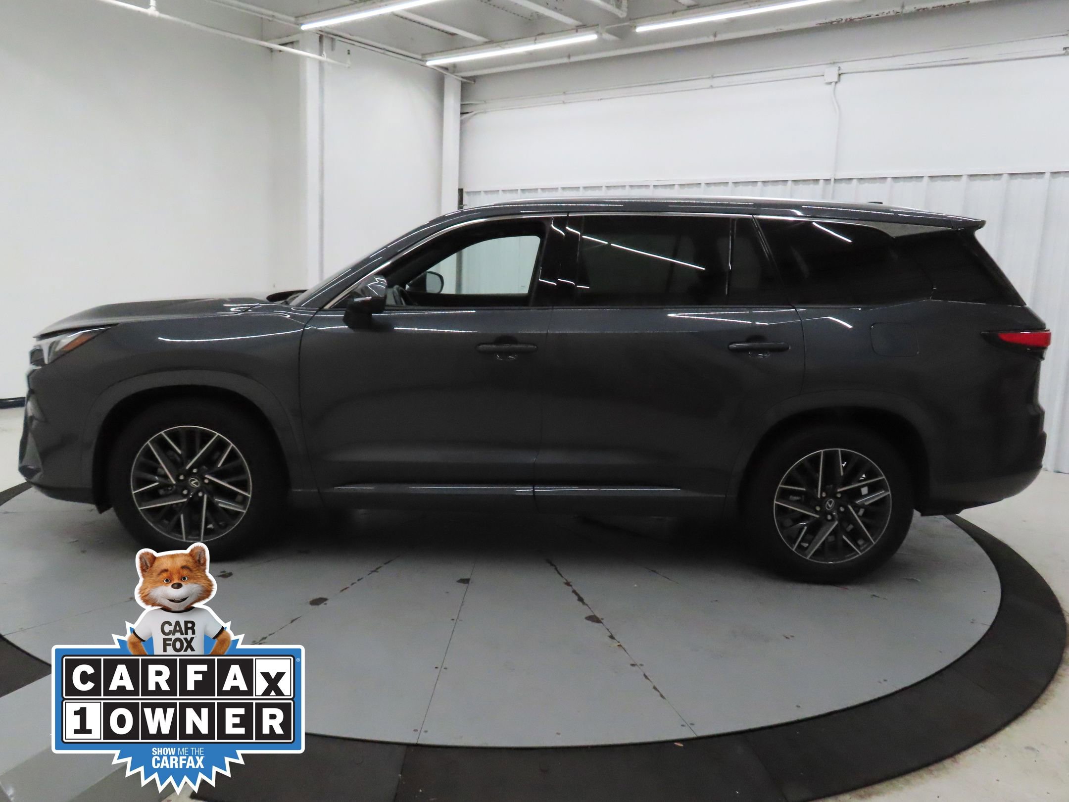 Used 2025 Lexus TX 350 AWD w/ Technology Package image 6