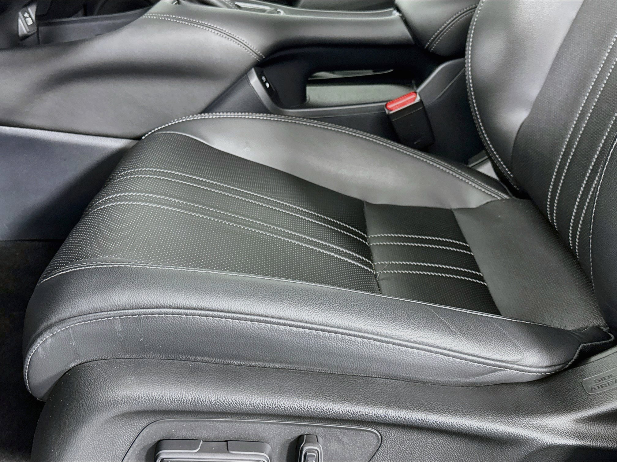 Certified 2024 Honda HR-V EX-L image 18