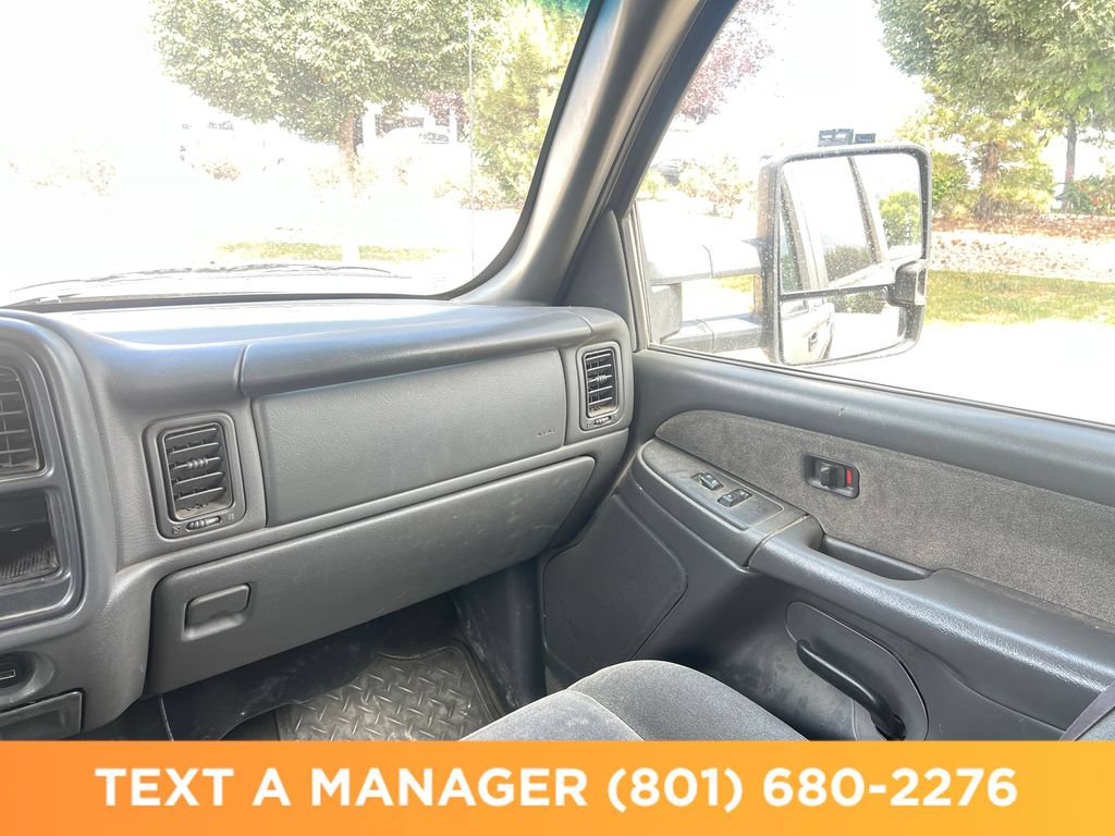 Used 2003 Chevrolet Silverado 2500 LS w/ Skid Plate Package AWD/4WD image 25