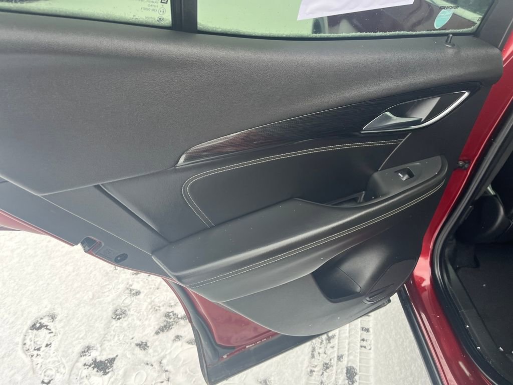 Used 2021 Buick Envision Essence image 22