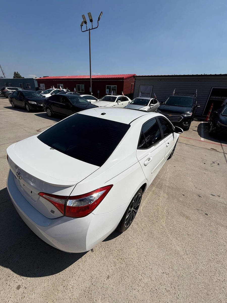 Used 2016 Toyota Corolla S image 24