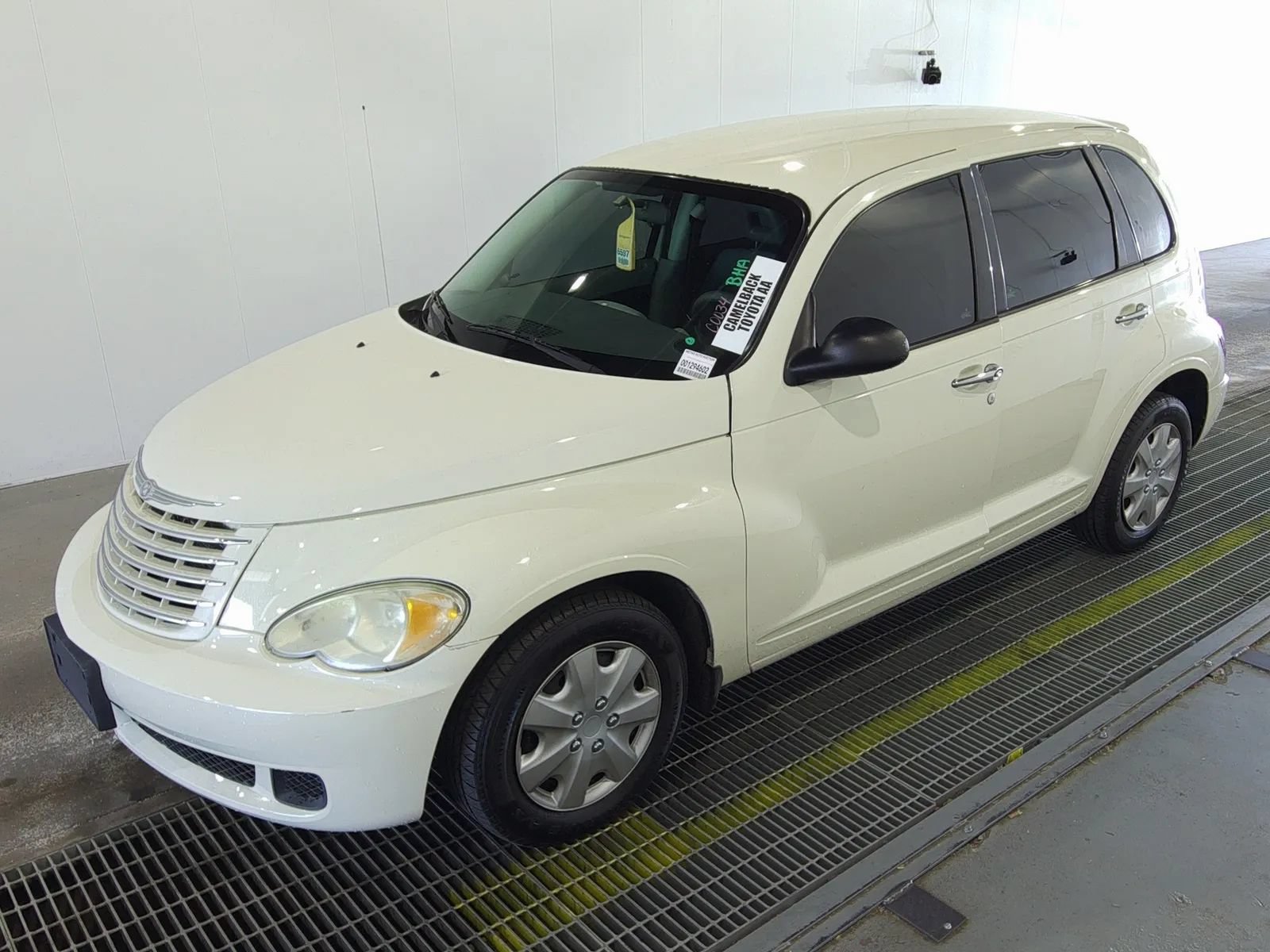 Used 2007 Chrysler PT Cruiser FWD image 1
