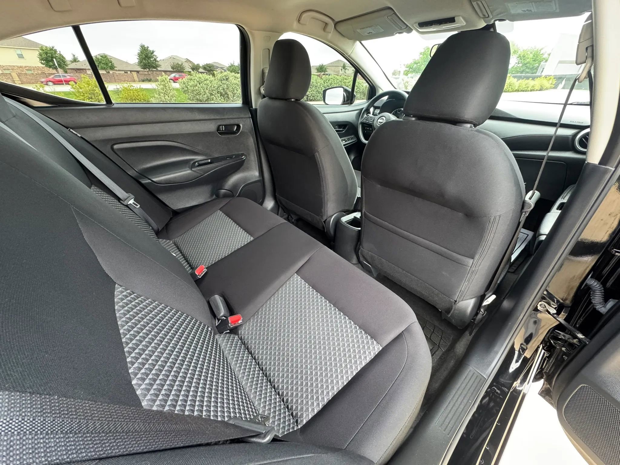 Used 2023 Nissan Versa S w/ Trunk Package FWD image 36