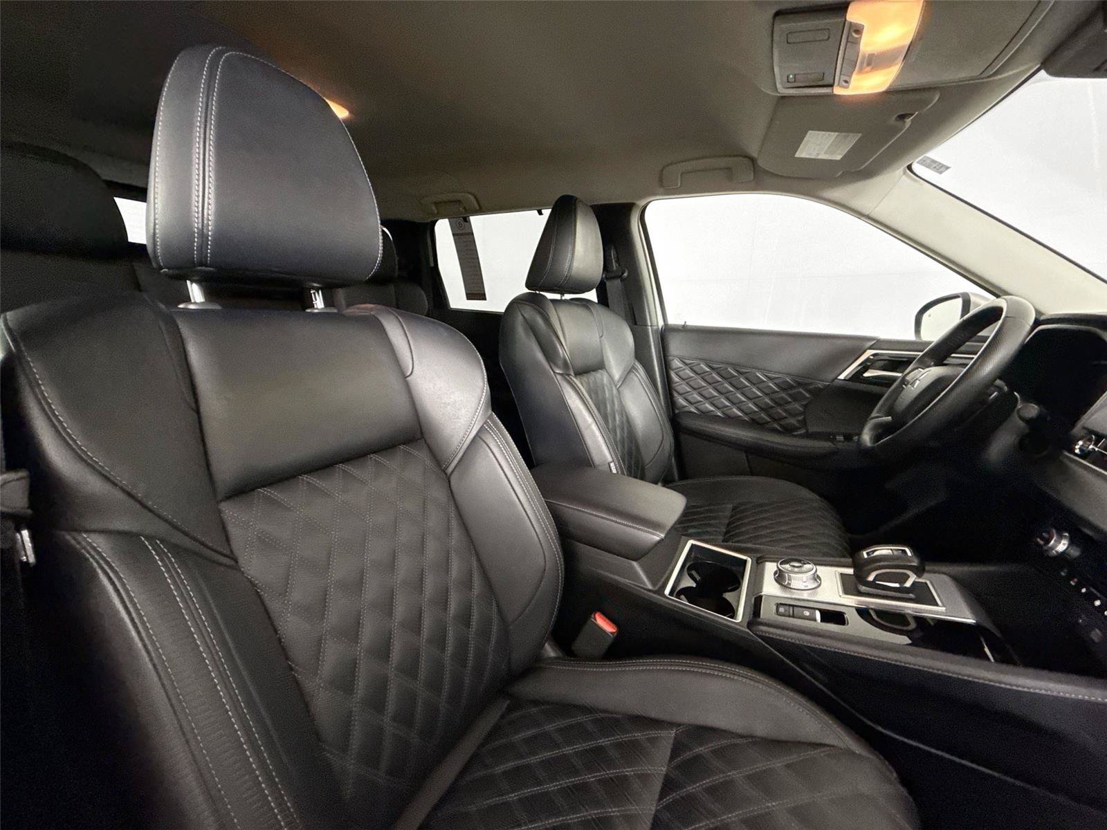 Used 2024 Mitsubishi Outlander SEL FWD image 42