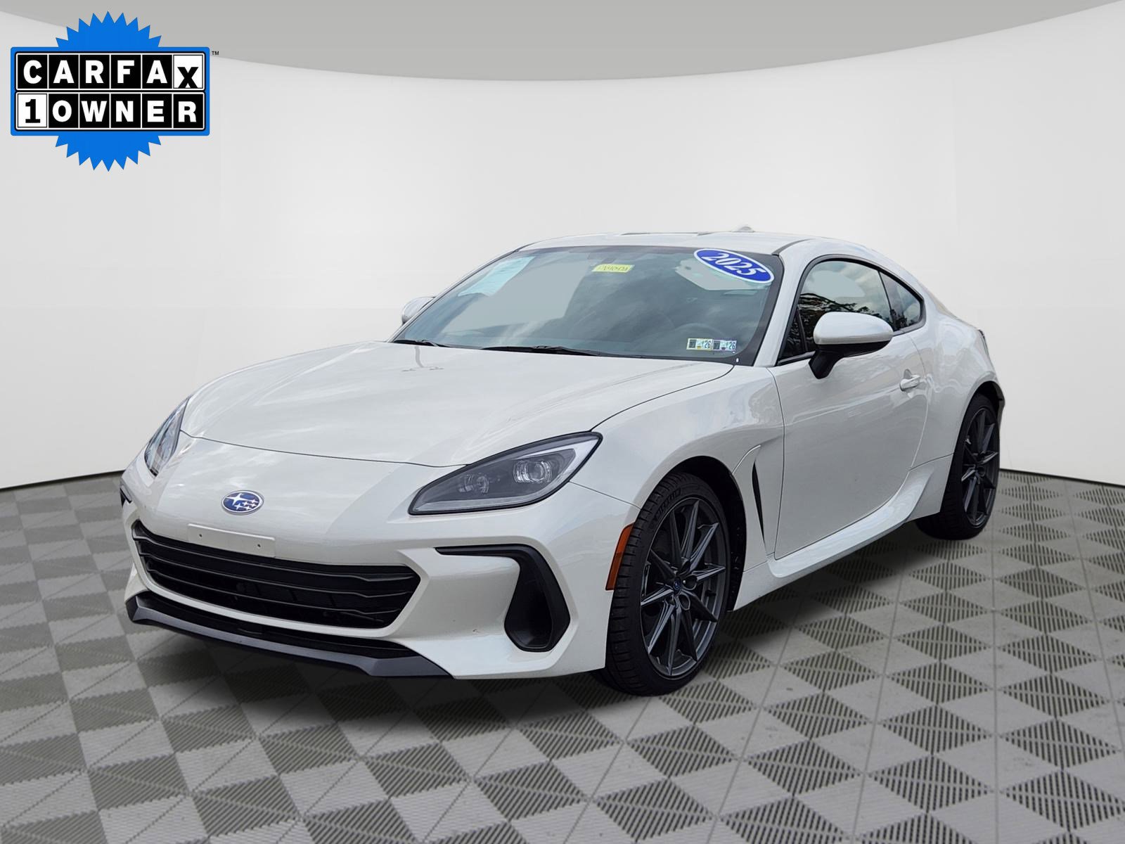 Used 2025 Subaru BRZ Limited image 2