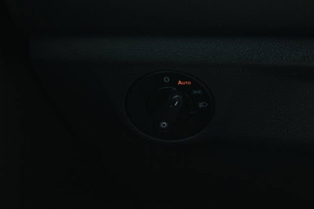 Used 2019 Volkswagen Jetta S w/ Driver Assistance Package image 15