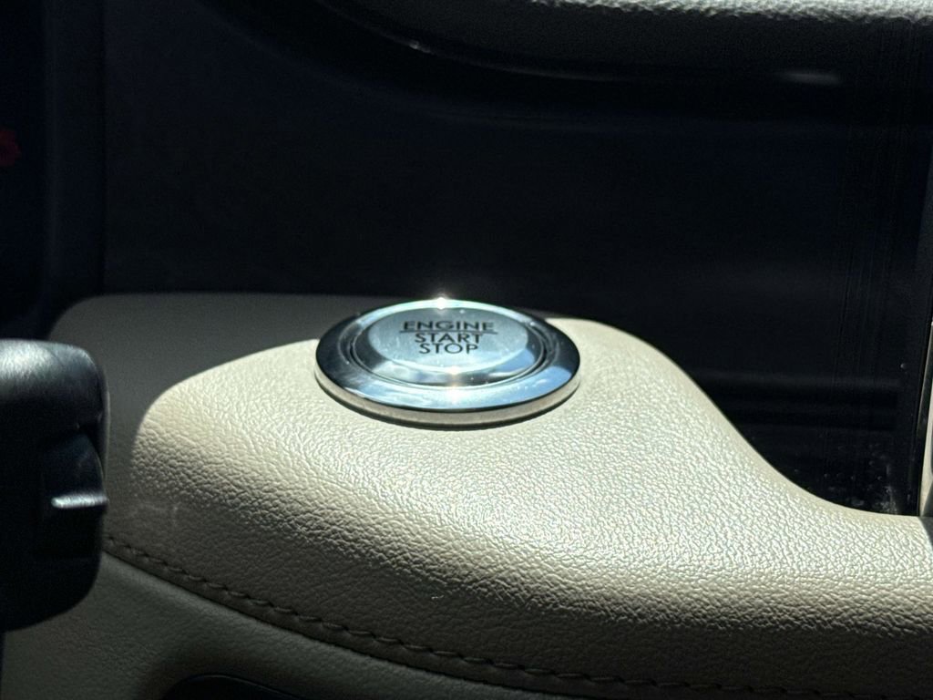 Used 2023 Lincoln Aviator Reserve w/ Equipment Group 201A image 28