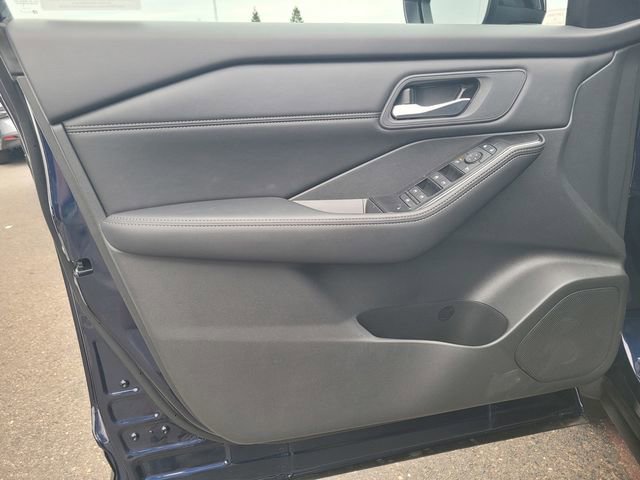 New 2026 Nissan Rogue SV AWD/4WD image 7