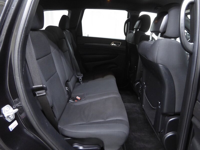 Used 2016 Jeep Grand Cherokee Laredo w/ Quick Order Package 23E AWD/4WD image 29