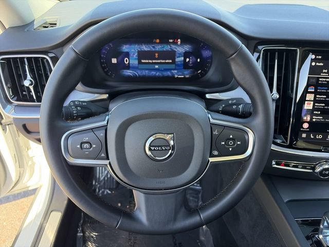 Used 2024 Volvo S60 B5 Core AWD/4WD image 24