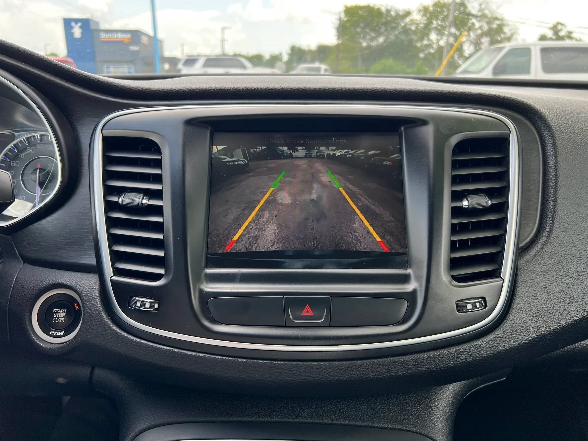 Used 2016 Chrysler 200 Limited w/ Convenience Group FWD image 21