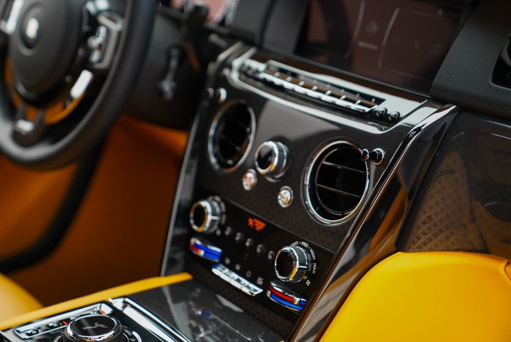 Certified 2024 Rolls-Royce Cullinan Black Badge w/ Driver's Package image 82