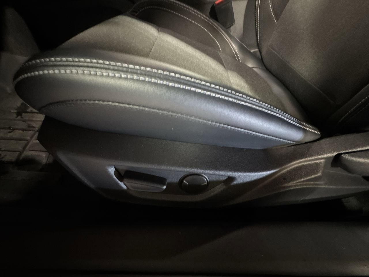 Used 2024 Ford Mustang GT image 18