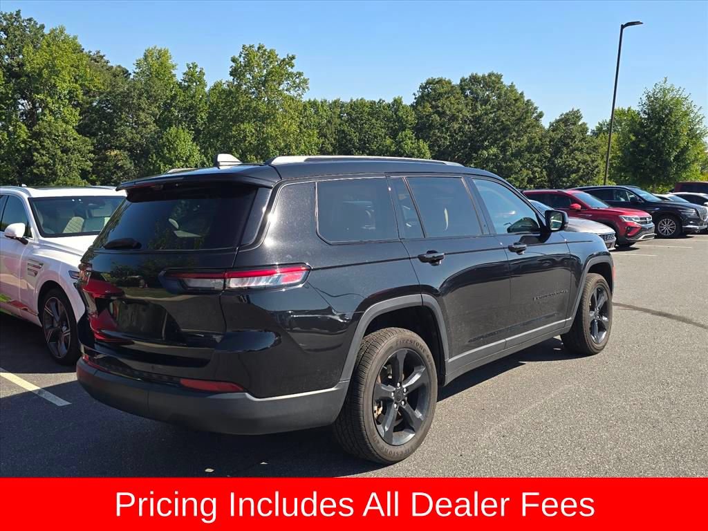 Used 2022 Jeep Grand Cherokee L Limited w/ Luxury Tech Group II RWD image 3