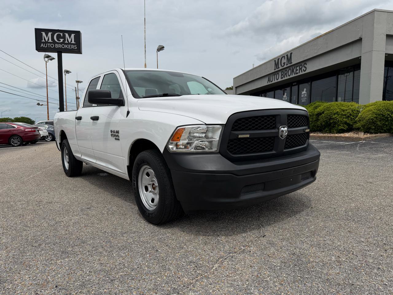Used 2019 RAM 1500 Tradesman image 2