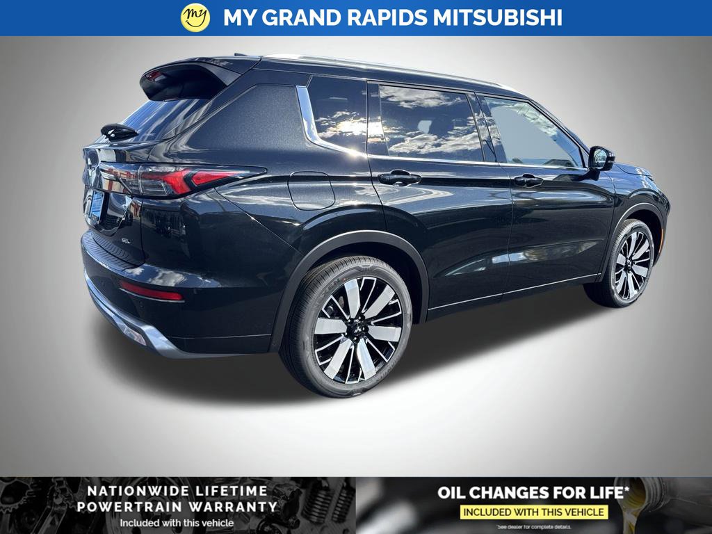 New 2026 Mitsubishi Outlander SEL AWD/4WD image 5