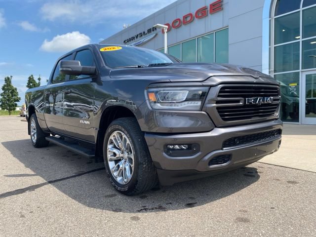 Used 2023 RAM 1500 Laramie AWD/4WD image 3