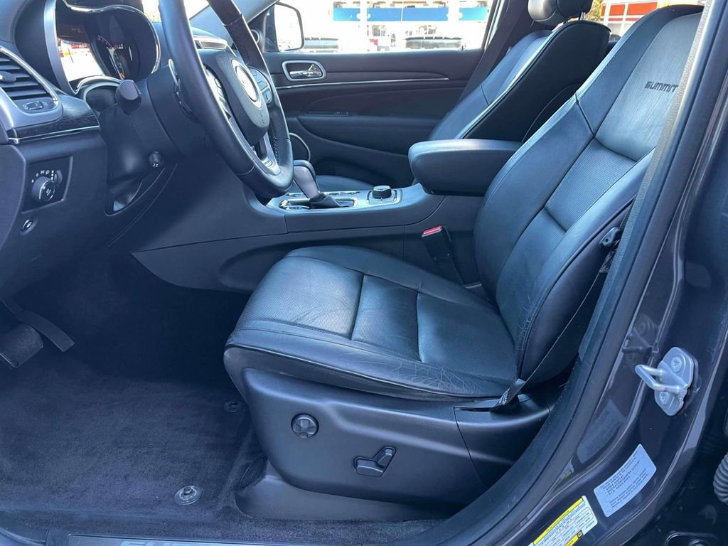 Used 2018 Jeep Grand Cherokee Summit image 26