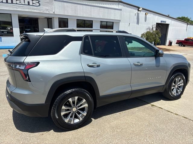 Used 2025 Chevrolet Equinox LT w/ Convenience Package II AWD/4WD image 9