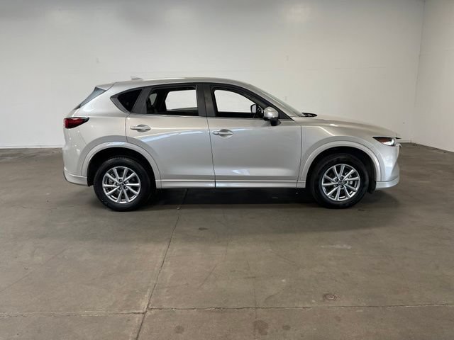 Used 2025 MAZDA CX-5 AWD 2.5 S w/ Select Package image 2