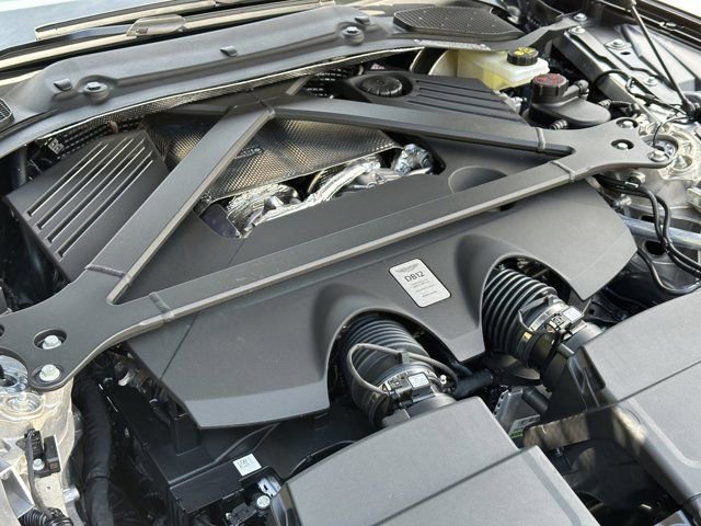 Used 2024 Aston Martin DB12 image 33