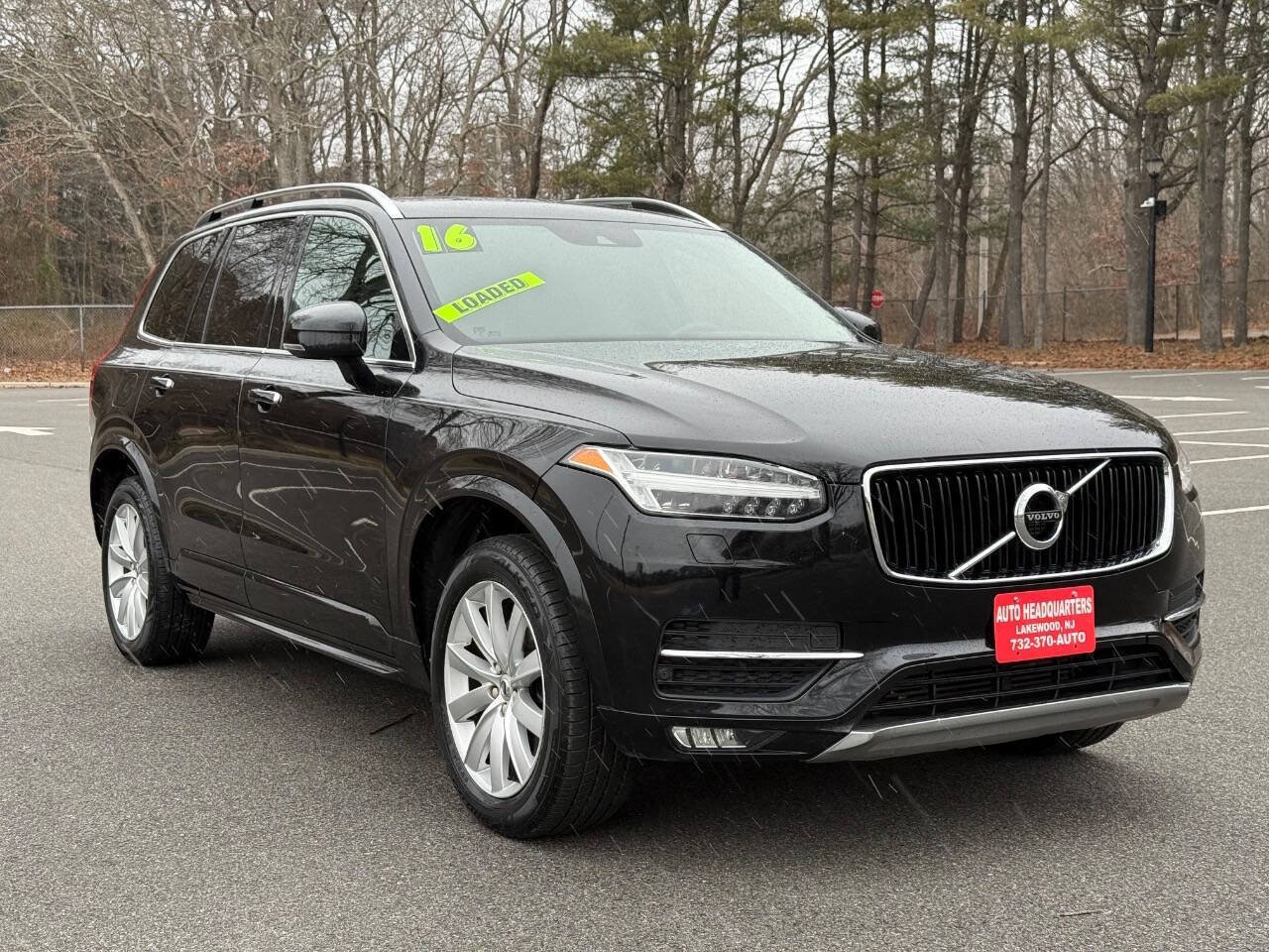 Used 2016 Volvo XC90 T6 Momentum w/ Momentum Plus Package AWD/4WD image 3