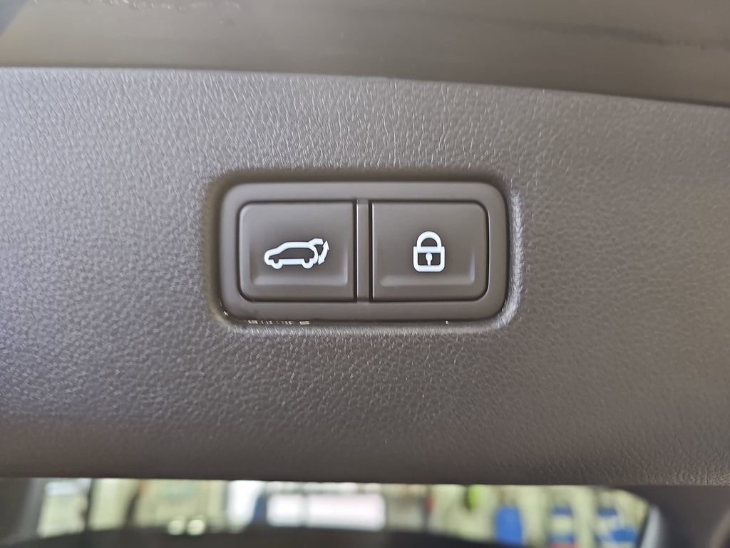 Used 2022 Genesis GV70 3.5T Sport w/ Sport Prestige Package image 13