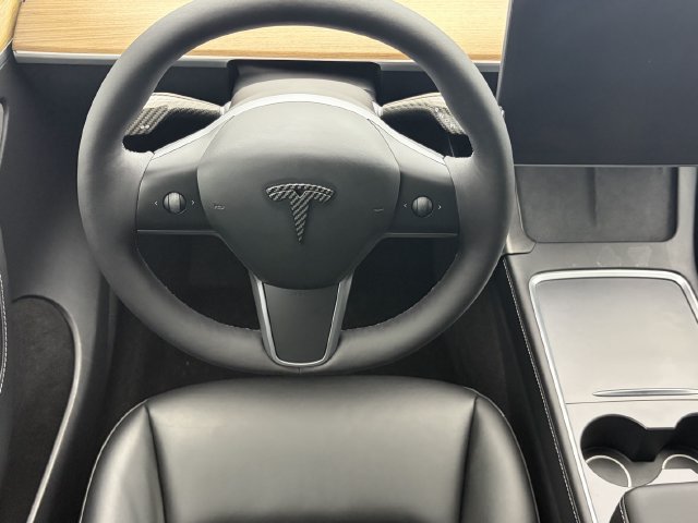 Used 2023 Tesla Model Y Long Range AWD/4WD image 13