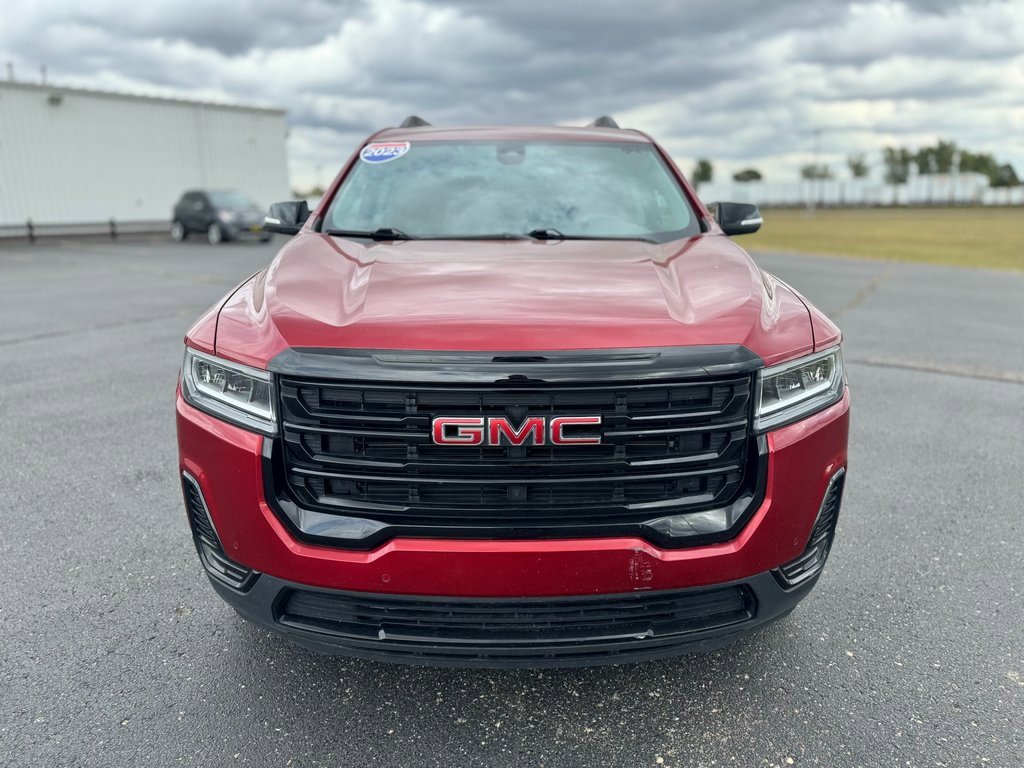 Used 2023 GMC Acadia SLE w/ Driver Convenience Package image 8