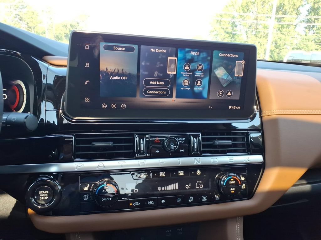New 2026 Nissan Pathfinder Platinum AWD/4WD image 10