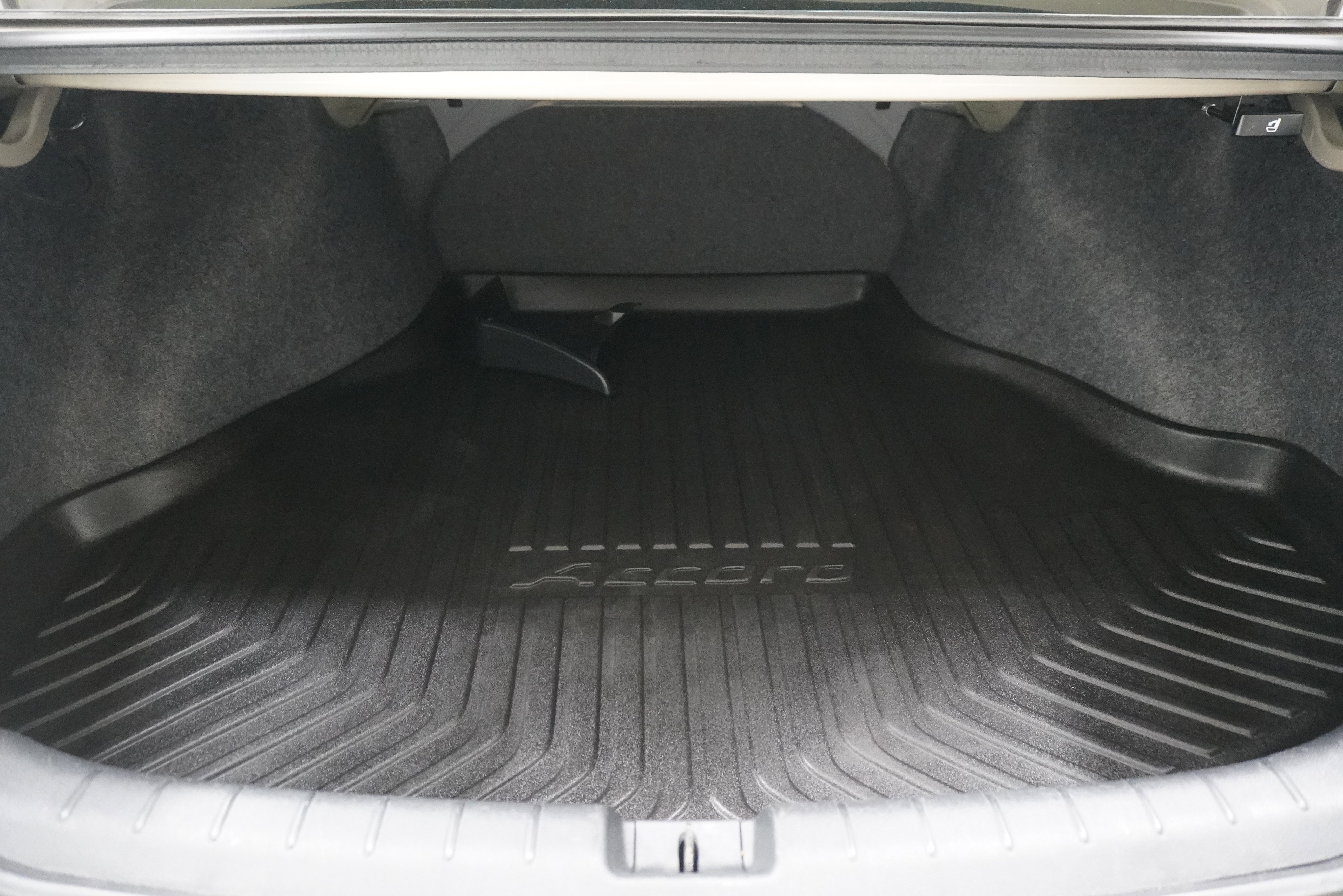 Used 2013 Honda Accord EX-L image 27