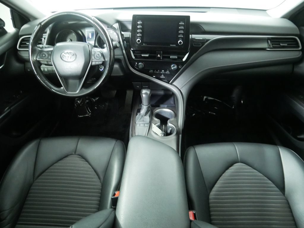 Used 2023 Toyota Camry SE FWD image 18