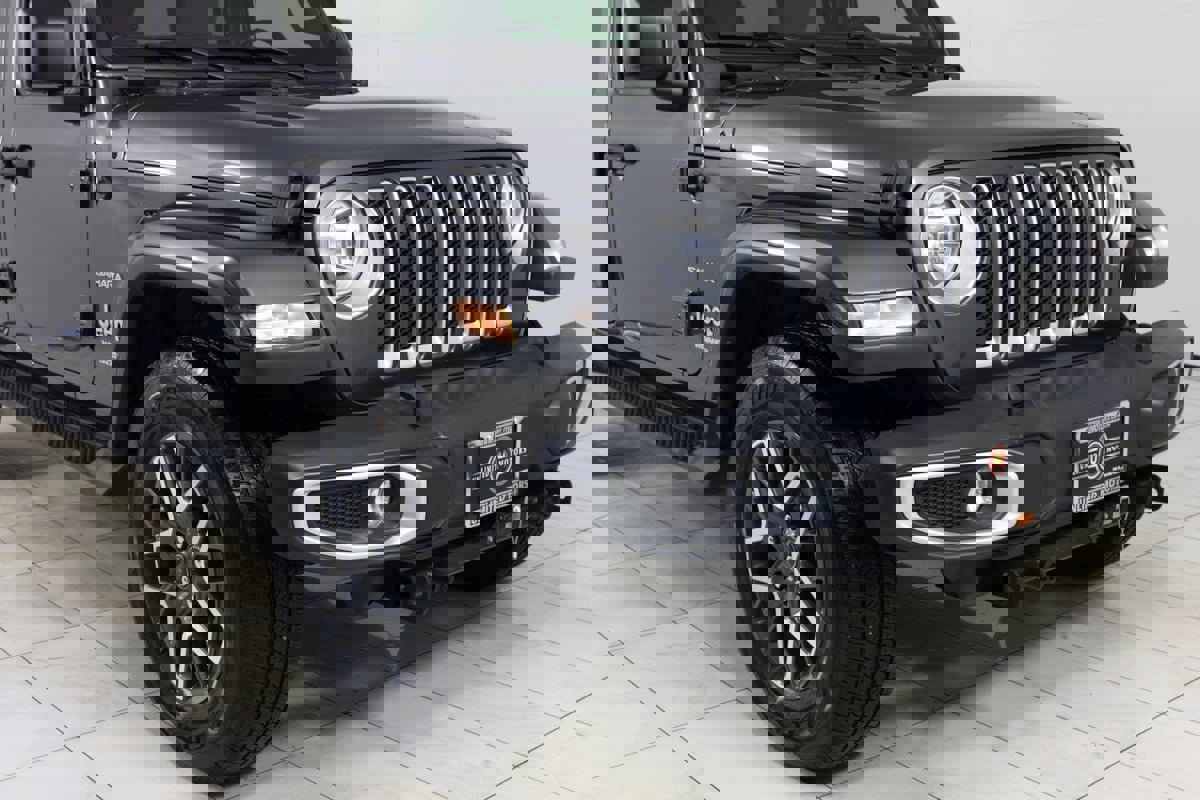 Used 2021 Jeep Wrangler Unlimited Sahara image 37
