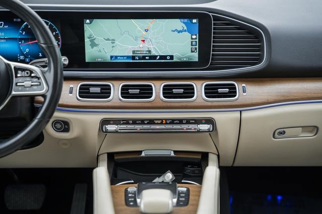 Used 2022 Mercedes-Benz GLE 350 4MATIC w/ AMG Line Exterior image 22