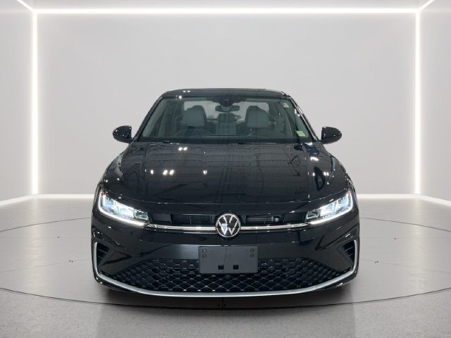 Used 2026 Volkswagen Jetta SE FWD image 9