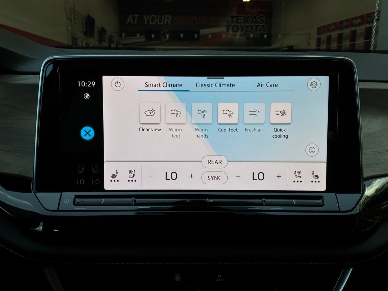 Used 2026 Volkswagen Atlas SE AWD/4WD image 35