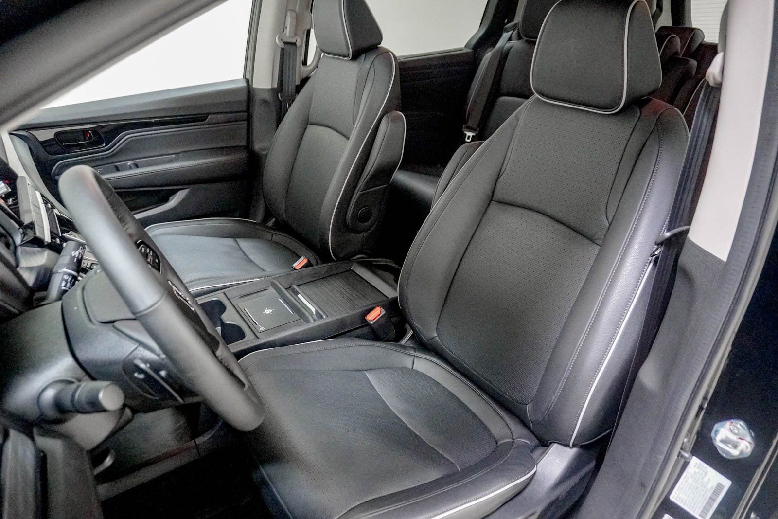 Certified 2026 Honda Odyssey Elite image 20
