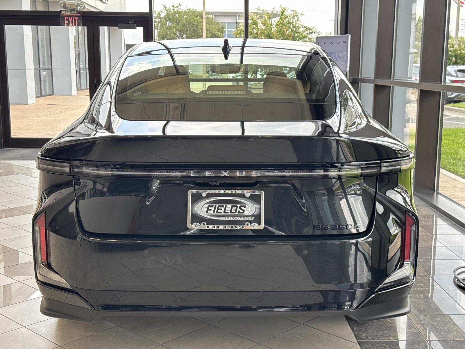 New 2026 Lexus ES 350e w/ Convenience Package FWD image 3