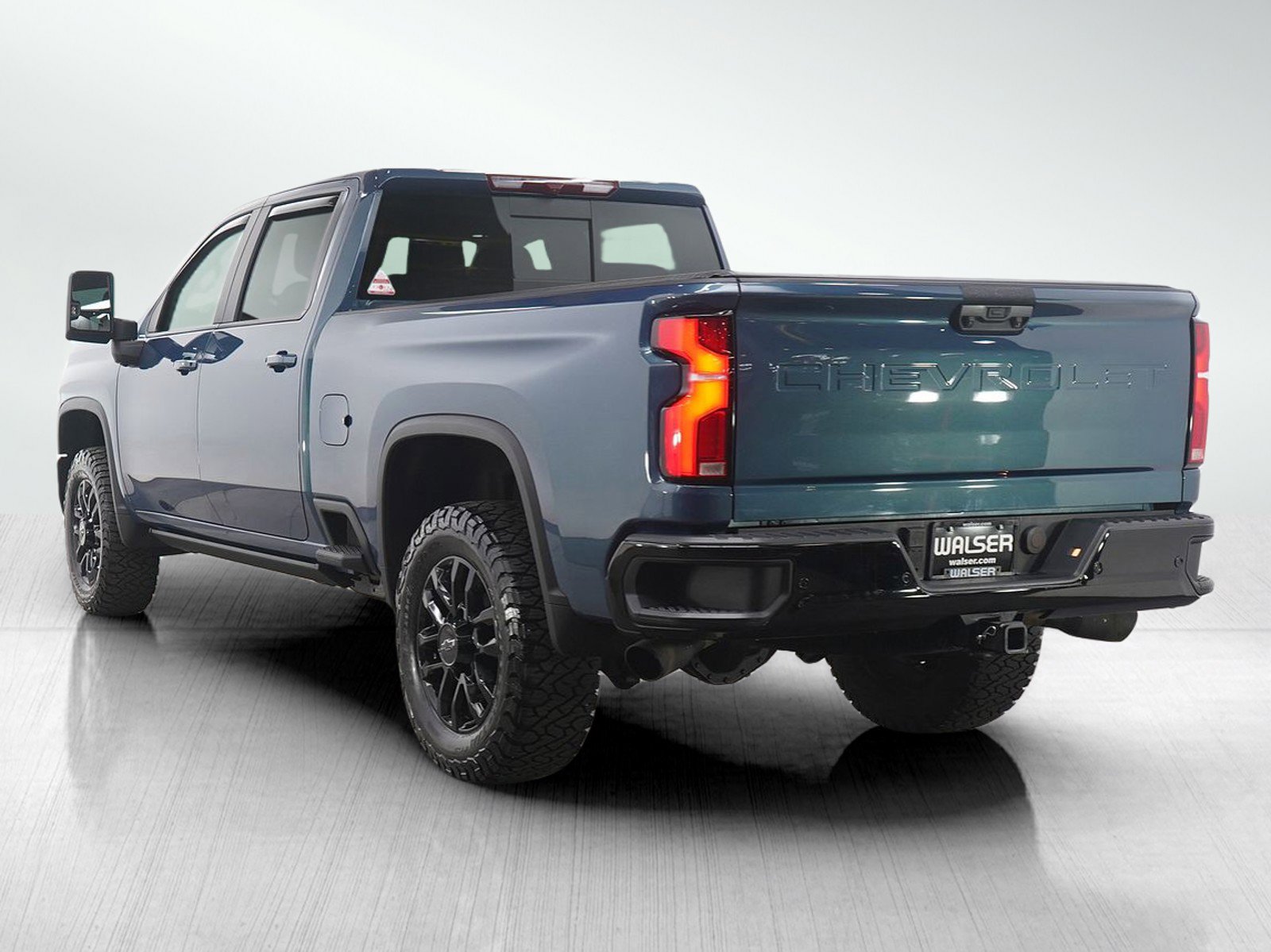 Used 2025 Chevrolet Silverado 2500 LT w/ Trail Boss Package image 3