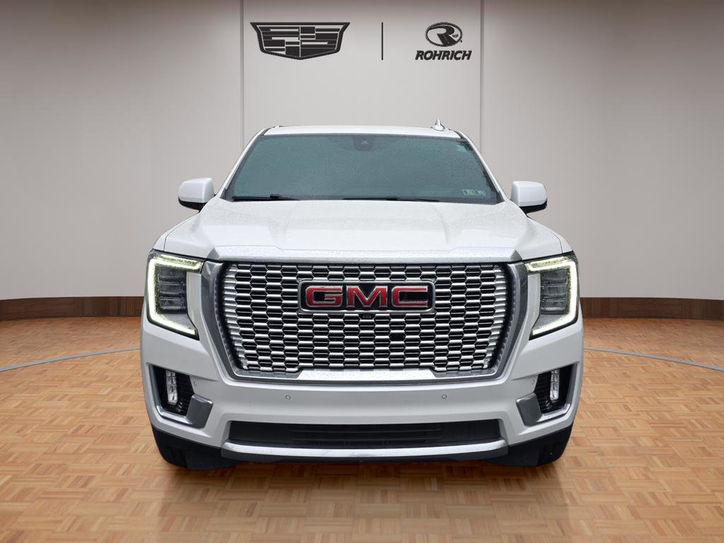 Used 2022 GMC Yukon XL Denali AWD/4WD image 9
